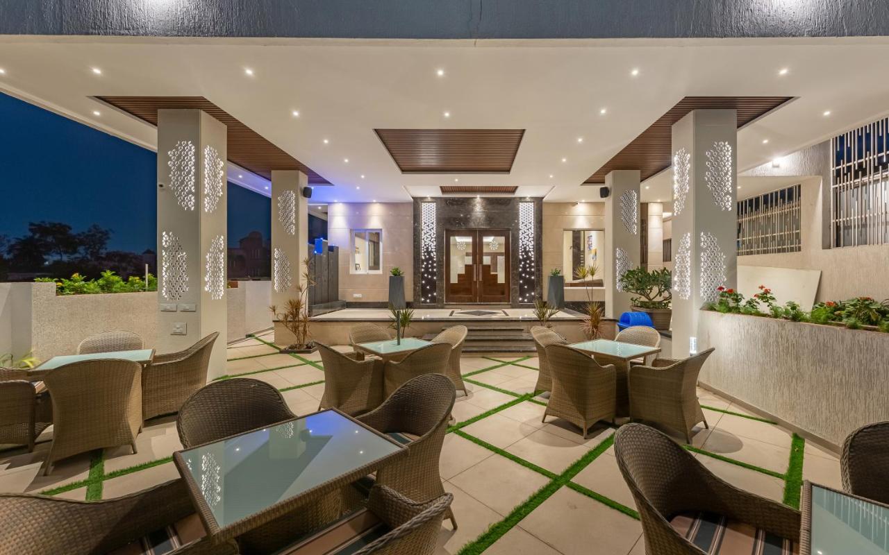 Grand Regal Otel Chandoli Dış mekan fotoğraf