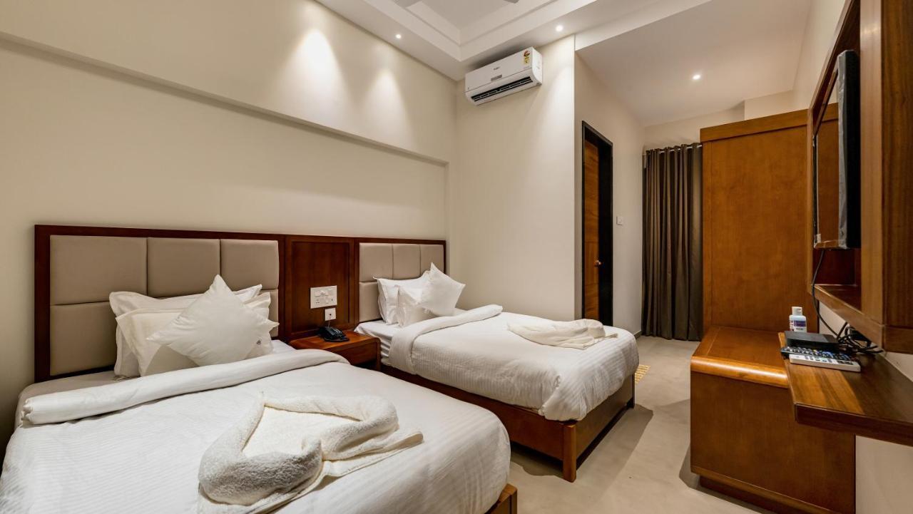 Grand Regal Otel Chandoli Dış mekan fotoğraf